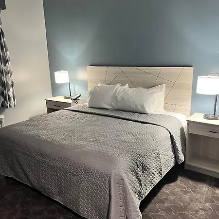 Deluxe Inn & Suites - Long Island City Nyc-3